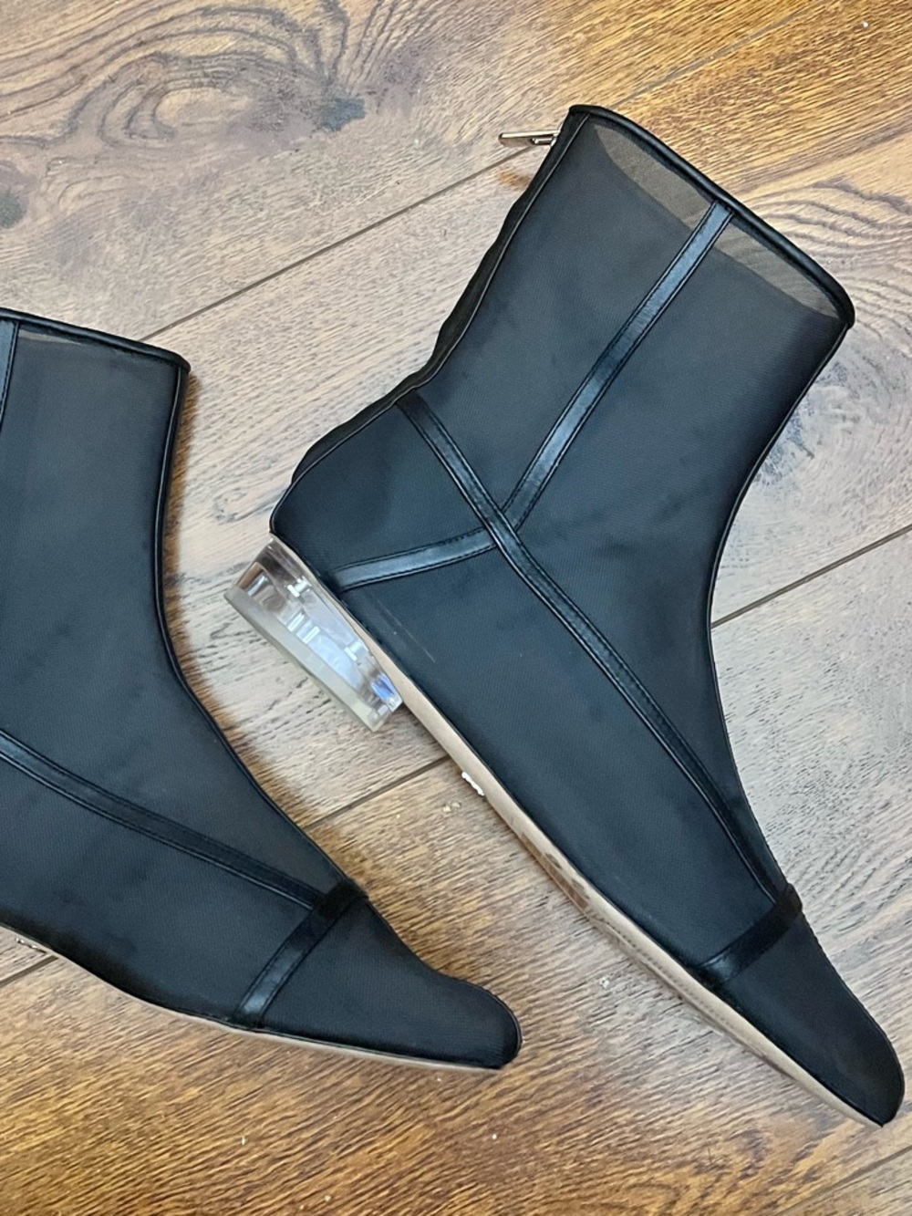 NWOB $129 Antonio Melani x Elizabeth Damrich Femme Cage Mesh Booties Black Sz 10 - Picture 6 of 7